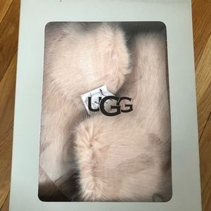 UGG Amary Slippers